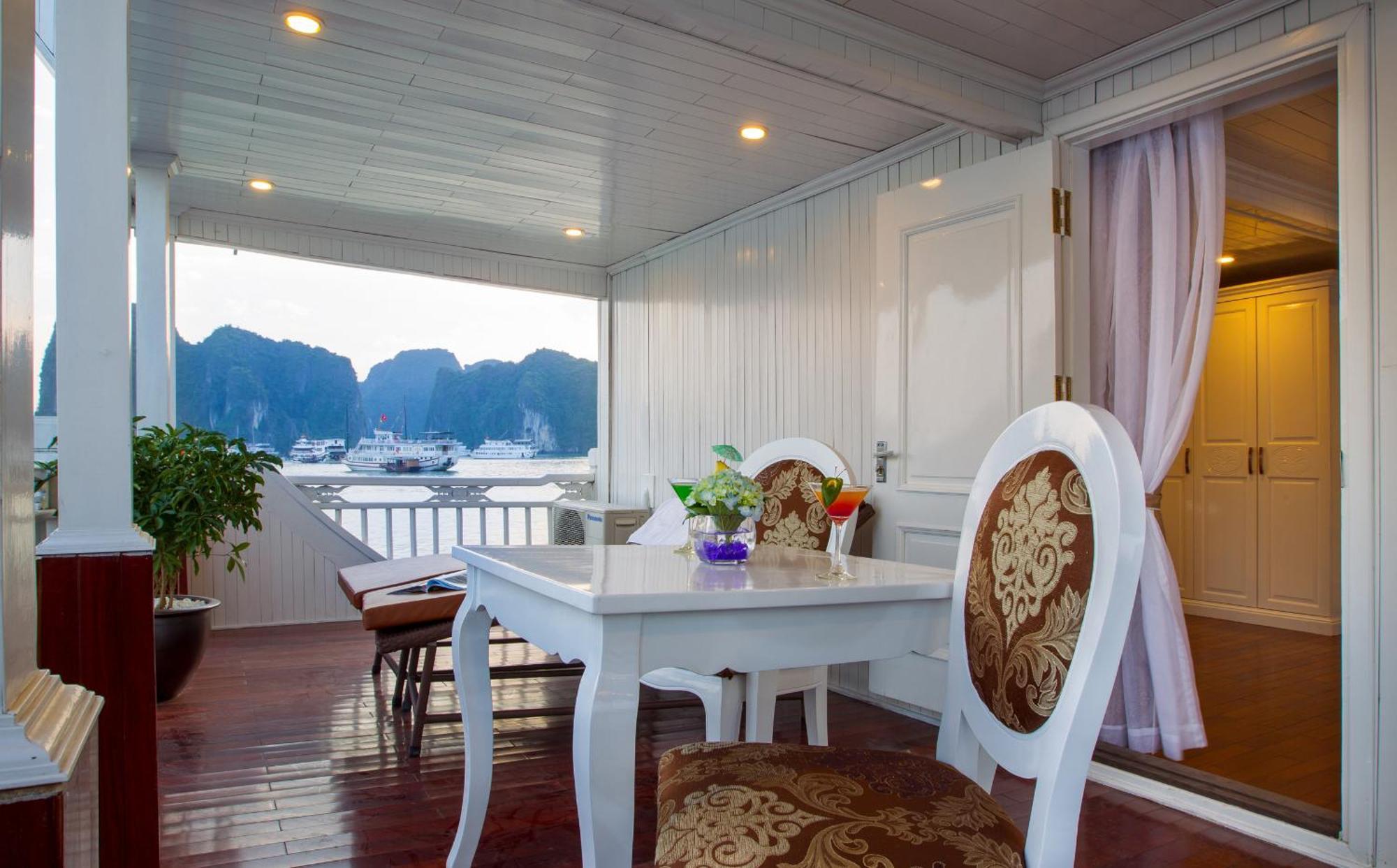 Signature Royal Halong Cruise Ha Long Ruang foto